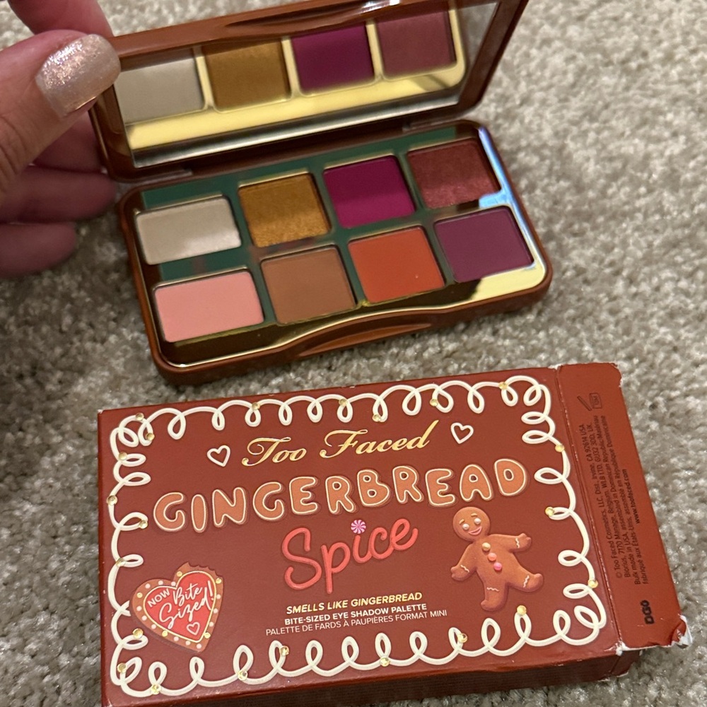 Too Faced Gingerbread Spice Palette with Bold Hues new